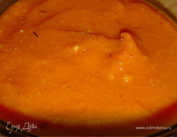 Половину этой массы выкладываем в глубокую посуду,