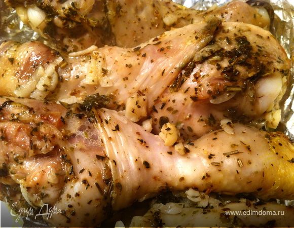 Открыть фольгу. Оставить мясо еще на 10-15 минут (чтобы образовалась румяная корочка). Приятного аппетита!