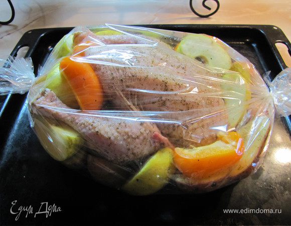 все продукты засовываем в рукав