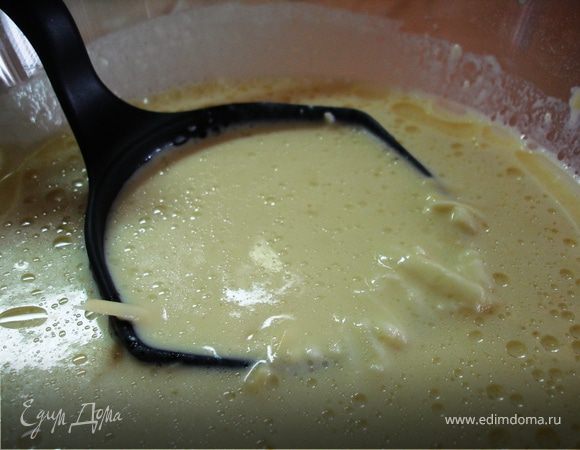 и масло, снова перемешиваем