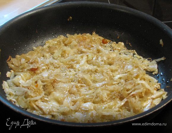 Тушим, кому как больше нравиться, до мягкости, или что б похрустывало (рекомендую не долго, 5-10 минут).