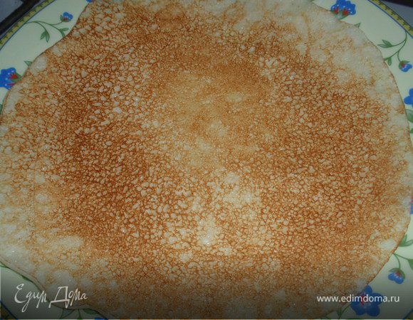 Выпекаем блины.