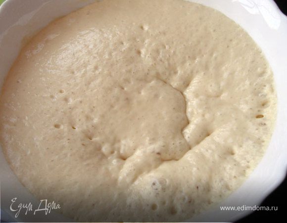 Поставить в теплое место. Дать тесту подняться. 