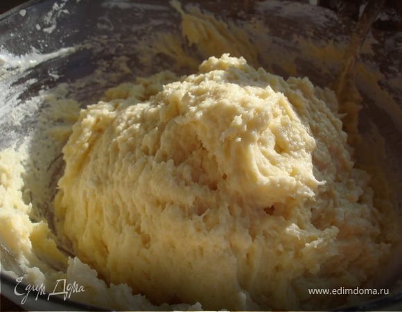 быстро замесить тесто, просто перемещать, можно миксером, я перемешала вилкой :)