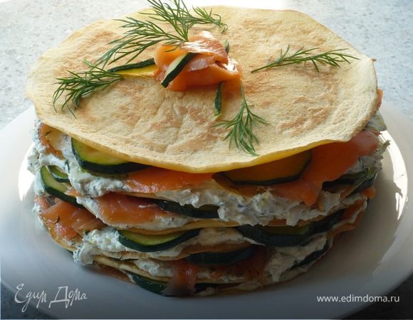 Украсить кусочком семги, укропом и цукини. Приятного аппетита! 