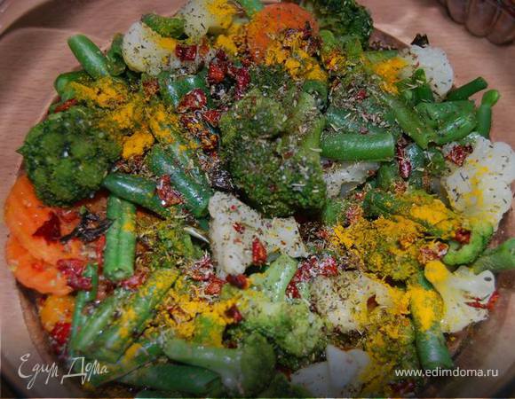 Пока наши овощи тушились, мы быстренько приготовили овсяные хлопья(3-5мин.) и они даже успели немного охладиться. Кстати, кашку делайте погуще, позже поймете почему.
