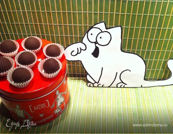 Simon's cat:
http://www.youtube.com/user/simonscat?blend=1&ob=4