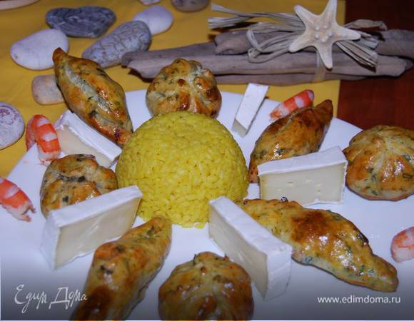 В это время все уже готовы к воспоминаниям о летнем море, а некоторые особо отчаянные:) едут к весеннему,прихватив с собой свой "Розовый жемчуг" и немного (или много!) хорошего крымского вина.
 Очень хорошо, мне кажется, будет сочетаться с вкусненьким сливочным рыбным супом или даже не сливочным, а просто вкусненьким...
 Надеюсь, что Вам понравится.