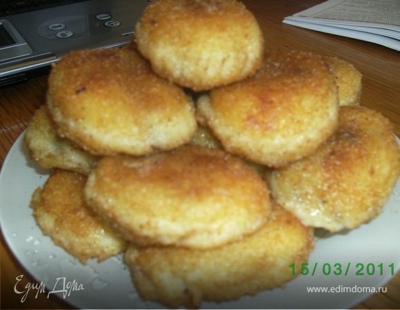 Пирожки обжарить на раст.маслес двух сторон.