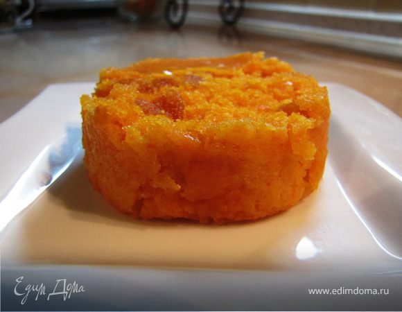 Не могу скзать, что даже остывший десерт прекрасно вынулся из формочек (над этим мы еще порабатаем:)), но, приложив некоторые усилия, извлекаем десерт и можно наслаждаться его пикантным вкусом :)