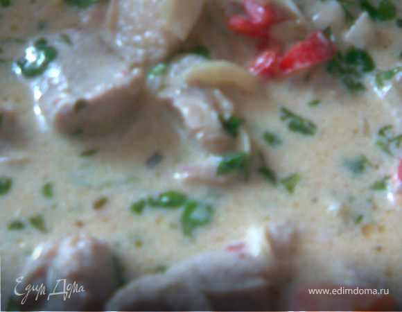 Майонез перемешать с молоком и специями.Муку поджарить на сухой сковороде до золотистого цвета и добавить к основной массе.Хорошо вмешиваем,чтоб не осталось комочков