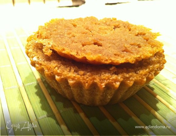 Сверху прикрыть крышкой, но обратной ее стороной