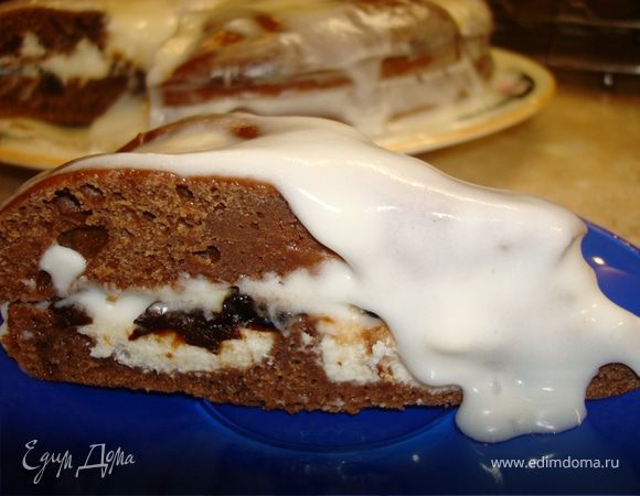 Рекомендую десерт поставить пропитываться часов на 10-12, тогда он будет еще более нежным и насыщенным.