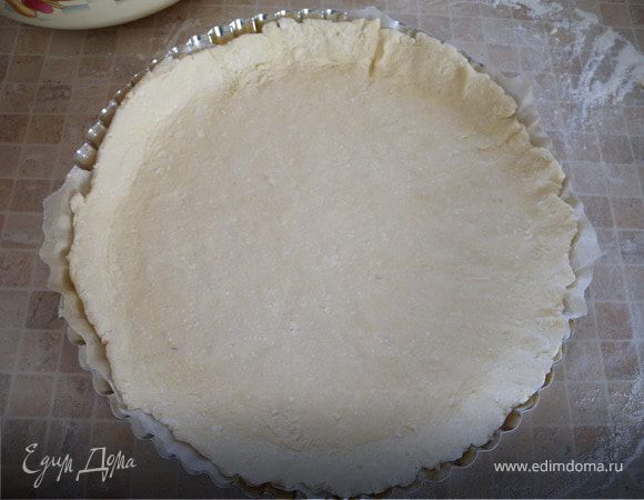 Приготовить тесто. поставить в холодильник на 40 минут. 