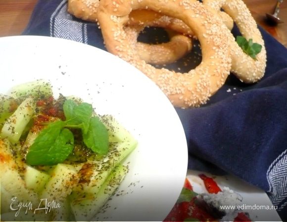 АНГУРОМЕЗЕС:
Все игредиенты кроме оливкового масла смешать. Полить маслом прямо перед подачей и посыпать паприкой по желанию.
