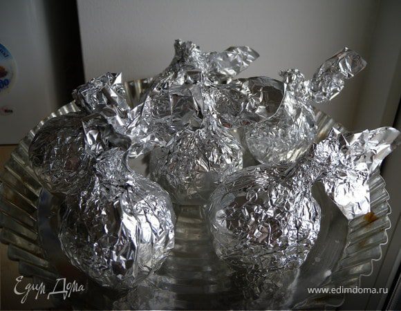 В противень и с духовку на 30 минут 220С