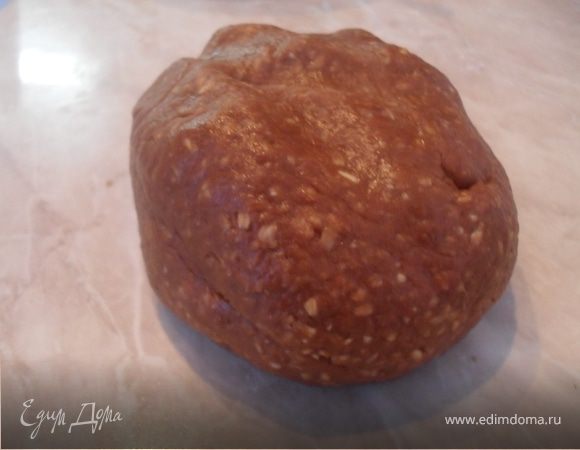 Соединить хлопья, сахар и муку.Яйца взбить, добавить масло, сметану,мед,соду,соль, все хорошо перемешать.Соединить все ингридиенты, премешать и поставить в холод на 1 час.