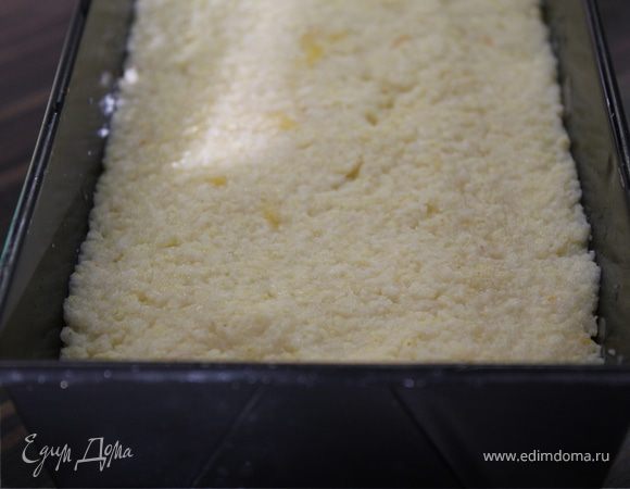 И затем остальную кашу и также приминаем.