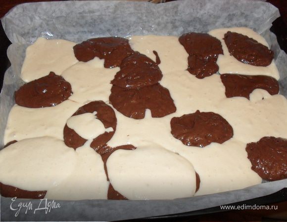 Можно сказать,что просто рисум тестом и ложкой великолепную картину.