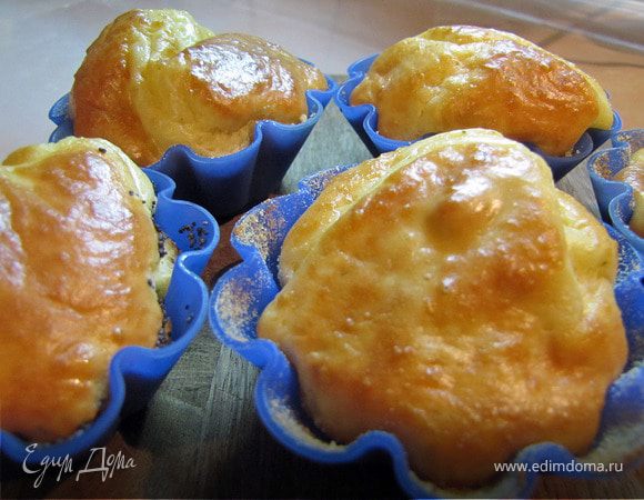 Выпекать в духовке 15-20 минут при 180-200 градусов. 