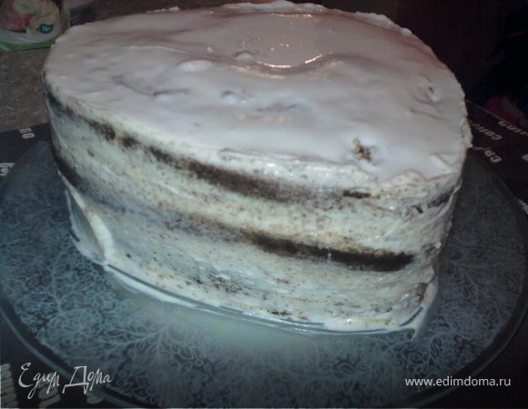 Перемазать коржи кремом. По возможности дать выстоятся несколько часов в холодилинике.