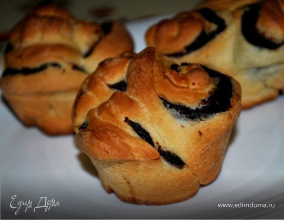 Выпекать в нагретой до 180 гр. духовке до румяного цвета.
Смачного!