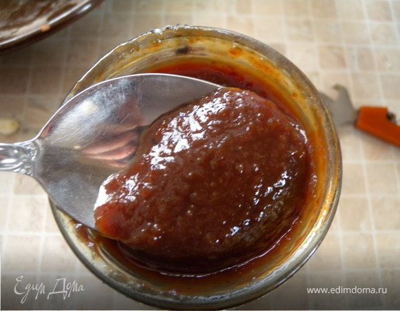 11. Добрые советы: я специально для такого торта заготавливаю сливовое пюре с сахаром (через шнековую соковыжималку); отдельно закатываю сливовое варенье кусочками для оладушек...; и еще отдельно сливовое чистое пюре (без сахара и минимально пастеризованное) для соусов (типа ткемале)...