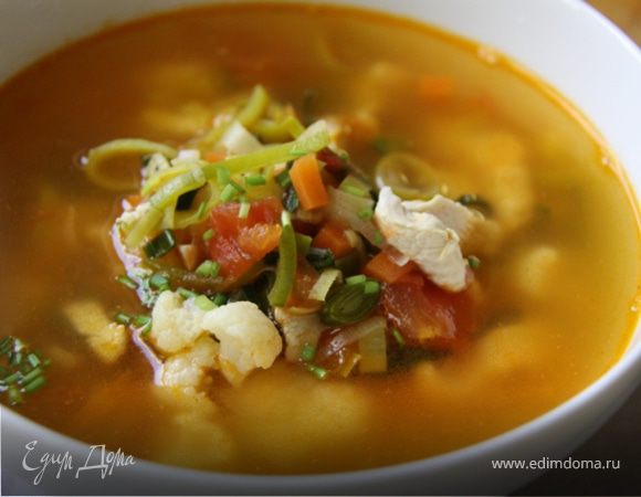 6. Украшаем зеленью. Можно добавить немного сметаны, очень вкусно!