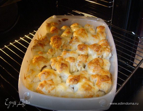 в предварительно разогретую духовку (до 180 градуссов) отправляем наше блюдо и готовим минут 15-20. Приятного аппетита!!!