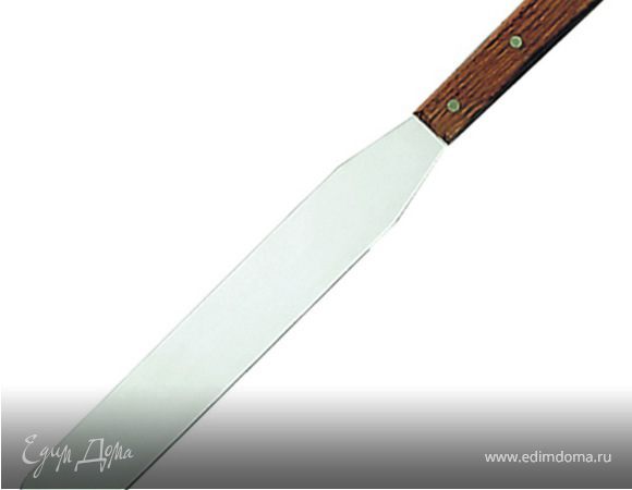 готовим глазурь для торта: сливки разогреваем на огне,совсем чуть-чуть, добавляем шоколад, и начинаем перемешивать. сначала масса идет "хлопьями", но уже через пару минут приобретает равномерную консистенцию. Снимаем с огня и распределяем по торту. Я пользуюсь кондитерским шпателем для выравнивания крема. Снова убираем в холодильник для застывания глазури.