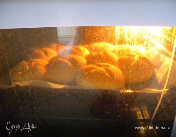 6. Выпекать при 180 до готовности (минут 40)...