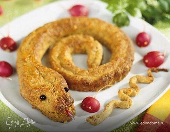 эта змейка, судя по всему, из теста