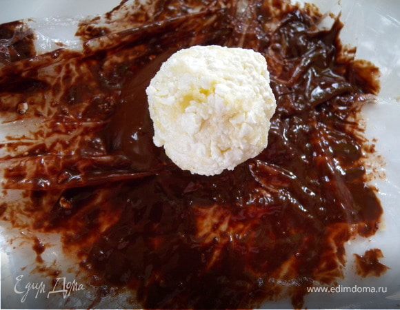 и т д  (добавляя по-немного шоколад)... Если вы хотите больше шоколада - пожалуйста, хоть 200 г, только добавьте еще пропорционально перца!!!