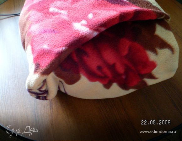 ,а саму кастрюлю  в теплое одеяло.Убрать в теплое место на сутки.Не передвигать и не стряхивать. 