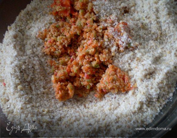 и измельченными цукатами.
