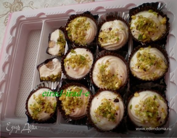 Убрать в холодильник на 6-8 часов.