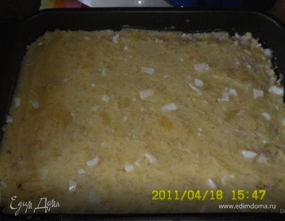 Верх покрыть картофельным пюре