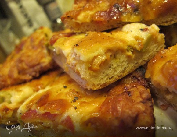 Выпекать в разогретой до 200 гр духовке около 20 минут.