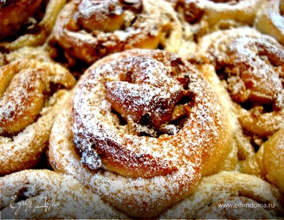 Знаете, у нас на сайте есть замечательный человечек… И если я обожаю тюльпаны, то она просто без ума от роз… Умидочка, эта розочка персонально для тебя!!!