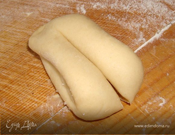 Надрежьте со стороны сгиба (фото 3).