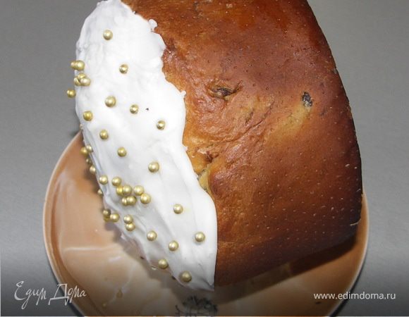 Кладём куличик на бочок и оставляем на часик-другой.После смело можно резать и кушать.Вкус делается неповторимый:))Сочный и свежий.Кстати так можно поступить и со свежим куличиком:)Уверенна результат вам понравится:)