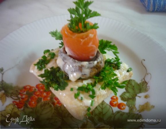 Запеченые таким образом шляпки грибов сами замечательно выполнят функции тарталеток для всяких вкусностей, вроде икры, креветок, розочек из рыбной нарезки и т.п. Приятного аппетита!