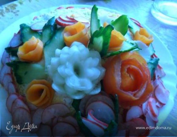 всё выложить слоями,кроме редиса,я его использовала только для украшения