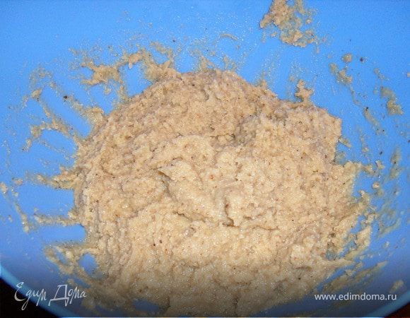 Накрыть полотенцем и дать отдохнуть на столе минут 30.
