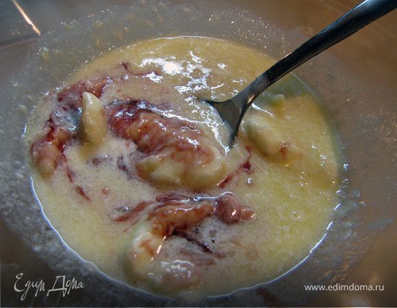 Растопить масло и смешать с жидкими ингредиентами