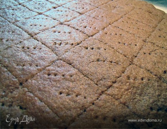 Выпекала при 175 градусах 15 минут. Запах готового печенья наполнил и квартиру, и, наверное, лестничную клетку.