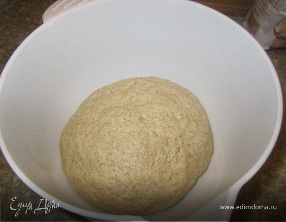 Тесто накрыть и поставить на час в теплое место.