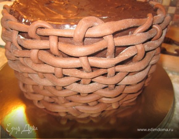 Заворачиваем наш тортик.