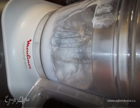 Взбить сливки