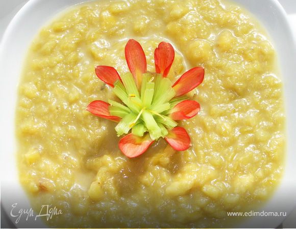 Можно сделать из него желе к торту или другому десерту.А можно использовать как самостоятельный десерт.Приятного аппетита!:)